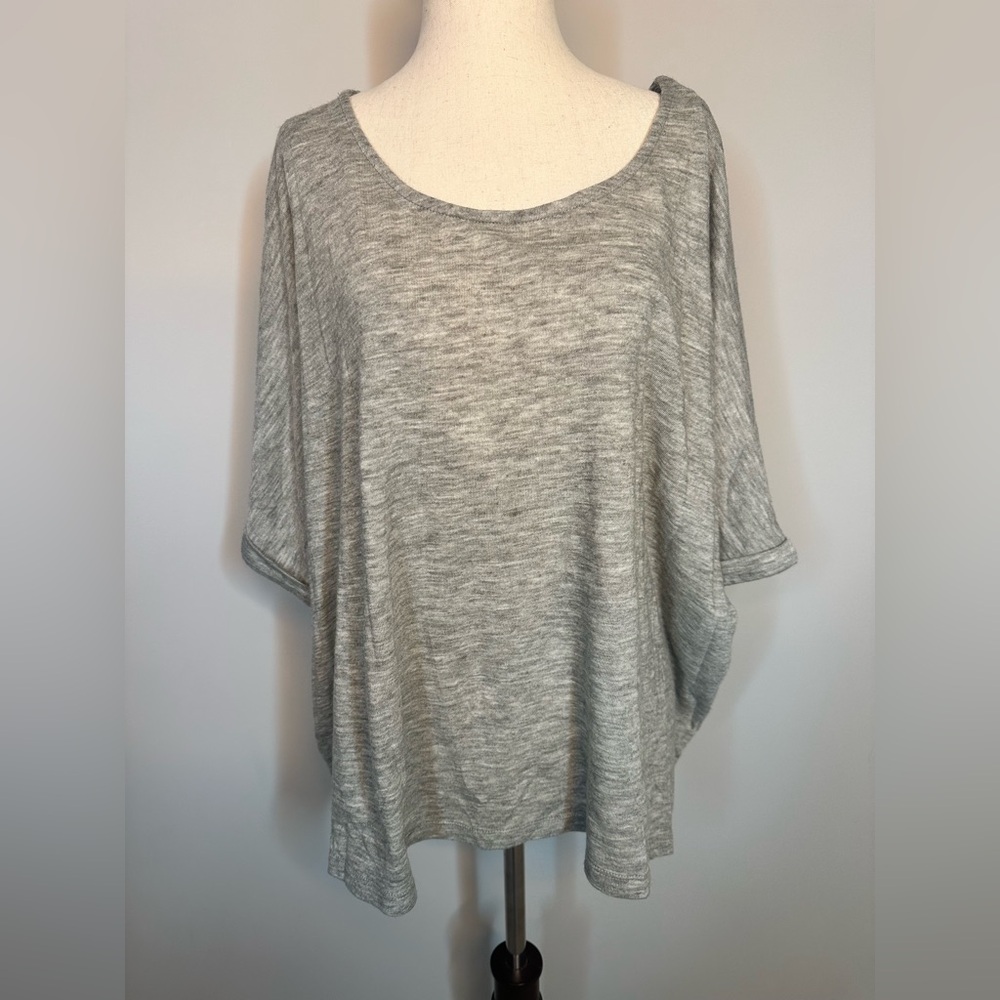 Sz S Umgee oversized drop sleeve heathered grey short sleeve casual top